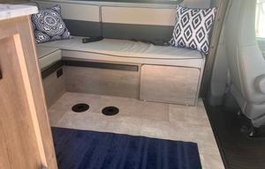 Family and Pet Friendly fun in this Freelander RV!