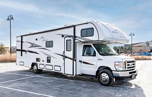 2022 EAST TO WEST Entrada 2900DS