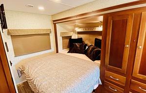 NEW AND POPULAR Sunseeker Serenity-Mercedes-Benz