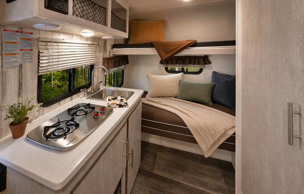 Rove Lite 13BH Sleeps 4