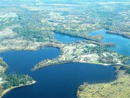 Shakey Lakes Park