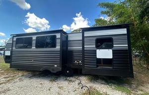 Josues family camper