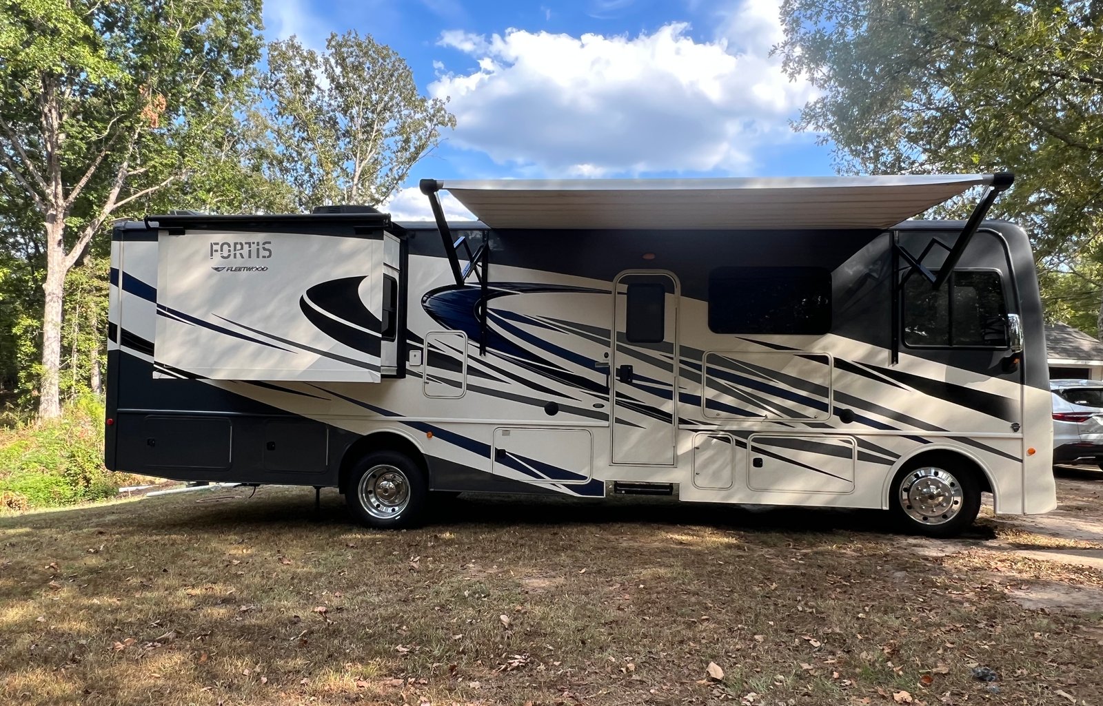 Spring Glamping is here!!  2 AC AND 2 BATH!!!