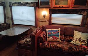 Soar in our Eagle 5th wheel