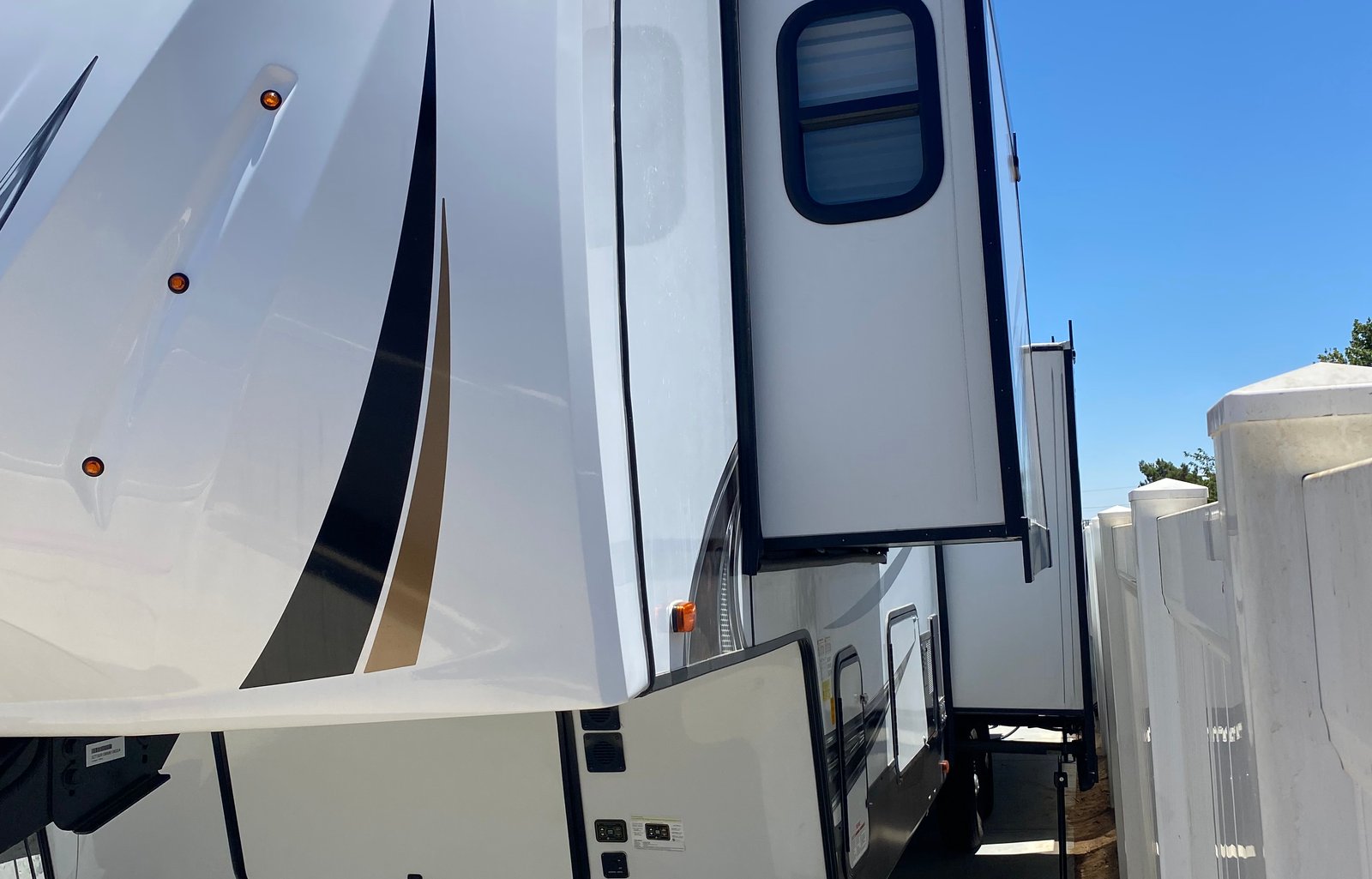 James's 2021 Forest River Sabre 36BHQ