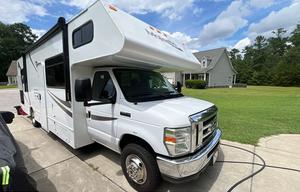 2018 Thor Majestic 28A Hope Mills, NC