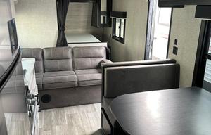 "Lil Pal"  Family and pet friendly travel trailer