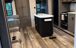 2021 Outback 340bh RV rental photo 5