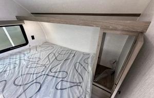 2027 Sunlite 13BH LTD Sleeps 4 RV rental photo 3
