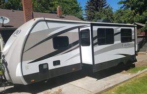 2015 Keystone Laredo