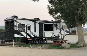 2020 Dutchmen RV Voltage V3635