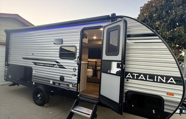 2026 Coachmen RV Catalina Summit Series 7 184BHSX RV rental photo 1