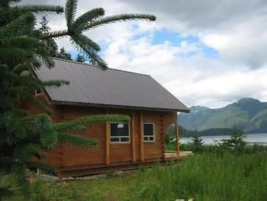 01, Loop: Cabin