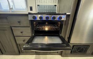 2021 Shasta 261DB