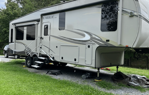 2018 Jayco Eagle 321RSTS RV rental photo 5