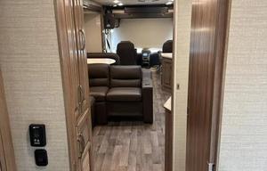 2019 Jayco Precept 33U RV rental photo 31