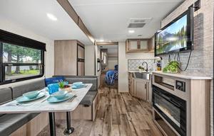 Tahoe Coleman | 50GB Starlink | Pet Friendly | Sac