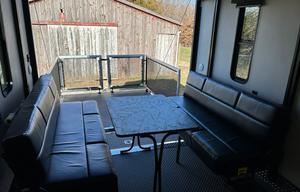 2024 Palomino Puma Unleashed 383DSS RV rental photo 14