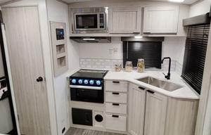 2022 Cruiser Shadow Cruiser 248RKS