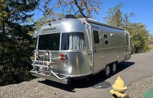 2022 Airstream RV Flying Cloud 25FB
