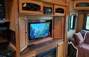 Couples Retreat & Pet Friendly Camper Rental