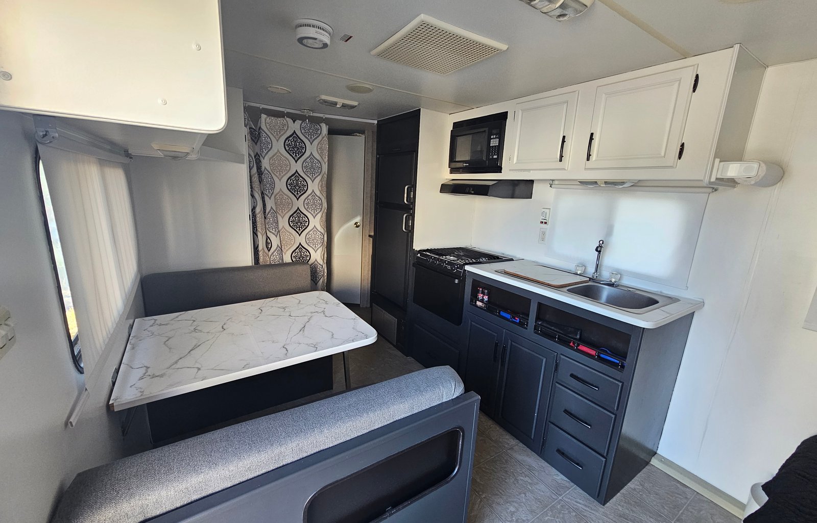 Cute cozy camper