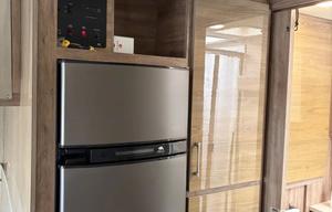 Mercedes Class C, 5pp,Solar,AC,Generator, Starlink