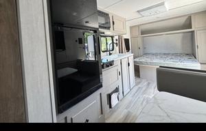 2025 Viking 25QBH