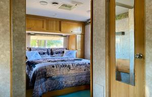 All-Inclusive Travel Trailer Getaway By The Marsh!