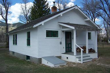 Vigilante Cabin