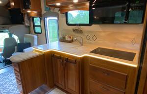Jayco Seneca 37FS - Super C Class!