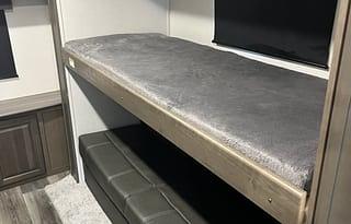 2022 Keystone RV Cougar Half-Ton 34TSB RV rental photo 3
