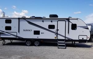 2020 CrossRoads RV Sunset Trail Super Lite SS289QB