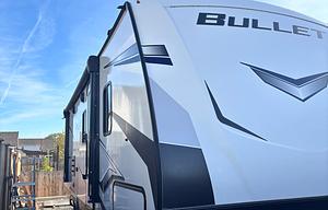 The Cozy Bunkhouse | Sleeps 8 | Delivery + Setup