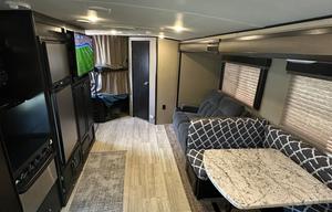 Small Family luxury Camper Rental