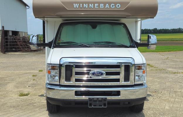 2019 Winnebago Minnie Winnie 22M RV rental photo 1