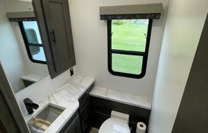 Spacious 2023 FR3 34DS Motor Coach: Luxe & Loaded!