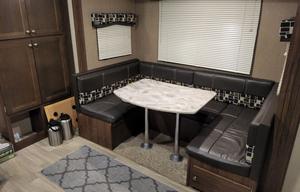 2017 Dutchmen RV Coleman Lantern Series 300TQ