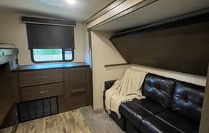 2019 Forest River RV Wildwood Heritage Glen LTZ 300BH RV rental photo 7