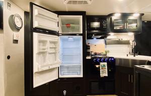 DELIVERY ONLY! 3-BUNK BEDROOM!Family Friendly!