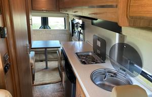 Mercedes Sprinter Winnebago ERA 70X