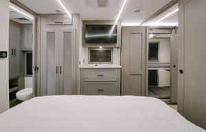 2027 Coachmen Mirada 35ES