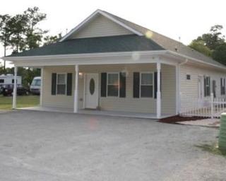 Moonlight Lake RV Park & Cottages