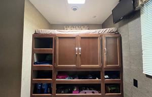 Cavs Camper - Beautiful 37' TT with Bunk House!!