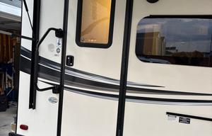 2015 Rockwood Mini Lite 1809S RV rental photo 5