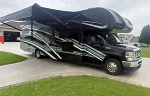 Ready for Adventure! 2023 Thor Quantum Class C