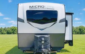 "Micro Easy" Forest River Micro Lite Flagstaff