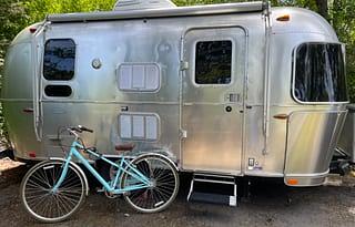 2018 Airstream RV Flying Cloud 19CB