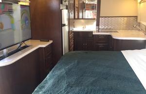 Full size bathroom, Easy to drive