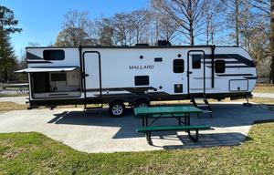TROPICAL ESCAPE BUNKHOUSE *FREE DELIVERY/SETUP*